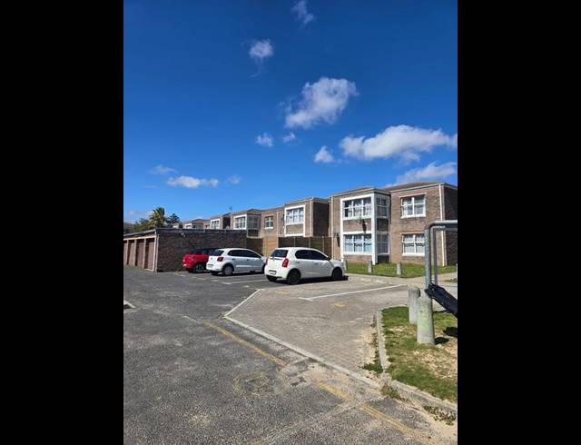2 BEDROOM PROPERTY TO RENT IN THORNTON